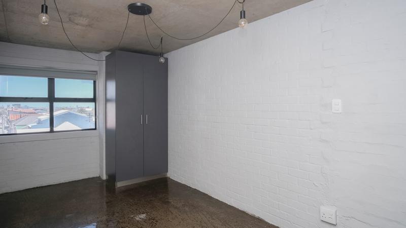 1 Bedroom Property for Sale in Observatory Western Cape